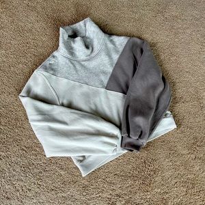 Abercrombie Crop Turtleneck Sweatshirt
